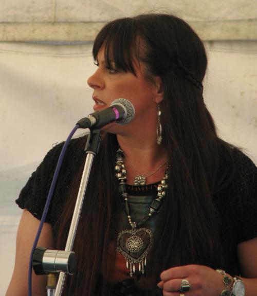 Sarah Middleton-Woolley, 'Top Link' gig, Great Central Railway, Quorn Station, 01-04-2012